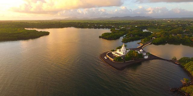 Helicopter aerial photography filming in mauritius (13)